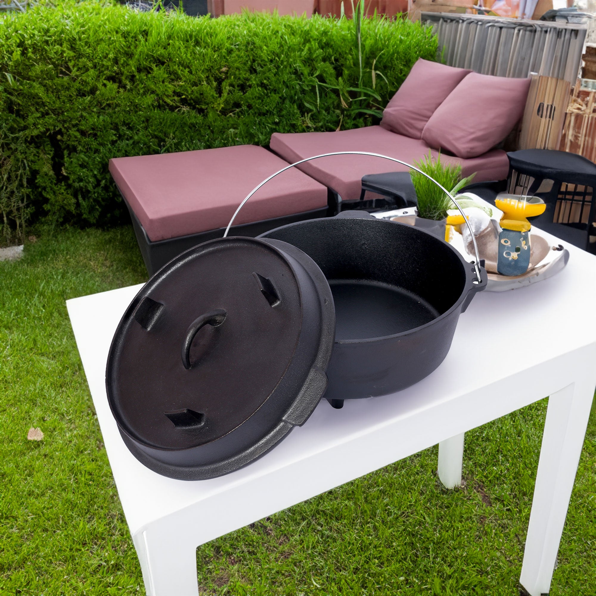 Cast Iron Dutch Oven with Lid, Outdoor Camping Deep Pot for Camping, Cooking, Barbecue and Leg Rest, 12 Quart